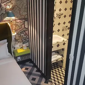 Hotel Du Continent, Paris