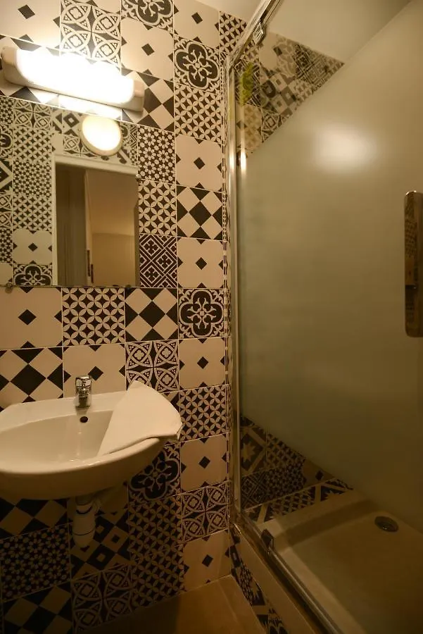 Hotel Du Mont Louis Paříž Francie